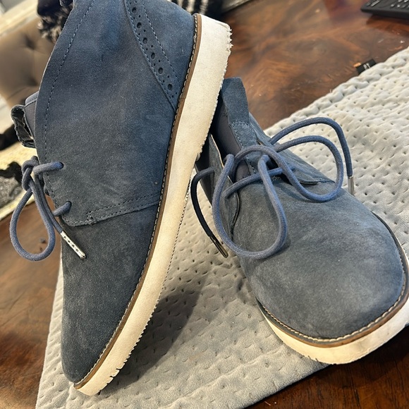 Blue Suede Extremely Comfy Hush Puppies Walking Shoes-sz 8 - Picture 2 of 13